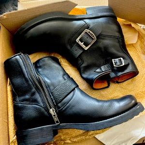 Frye Veronica shortie 7